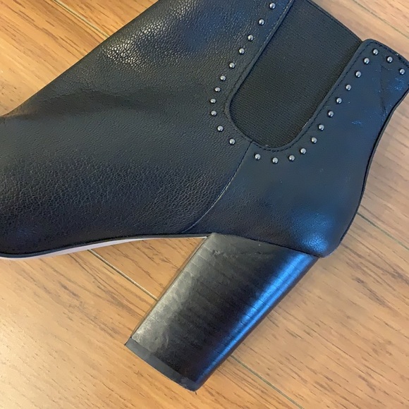 💕HP💕Saks Fifth Avenue black leather studded boots - Picture 8 of 16